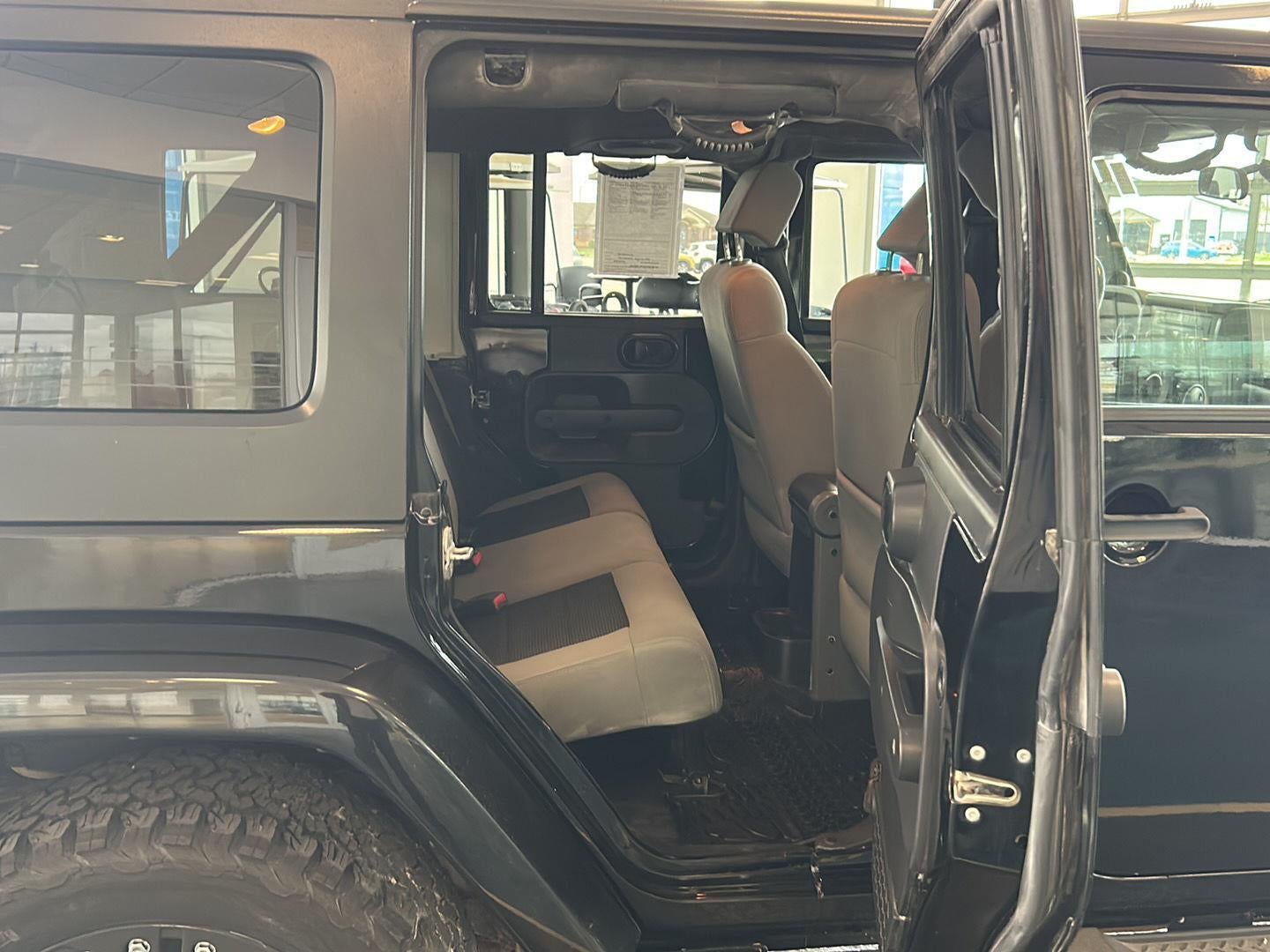2010 Jeep Wrangler Unlimited Sahara