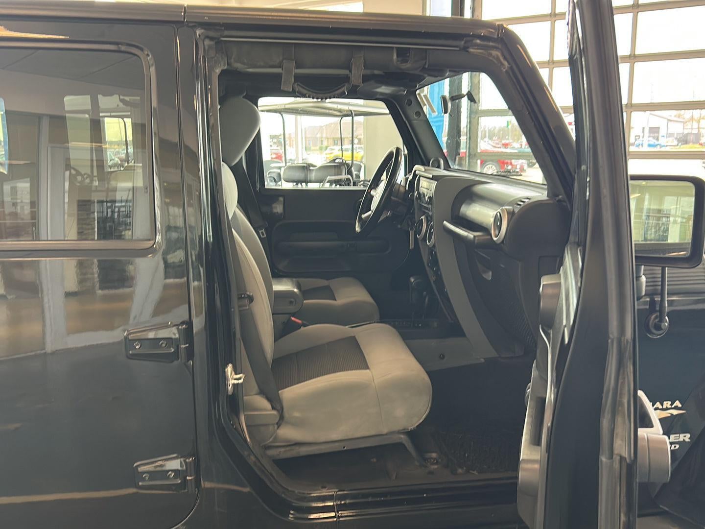 2010 Jeep Wrangler Unlimited Sahara