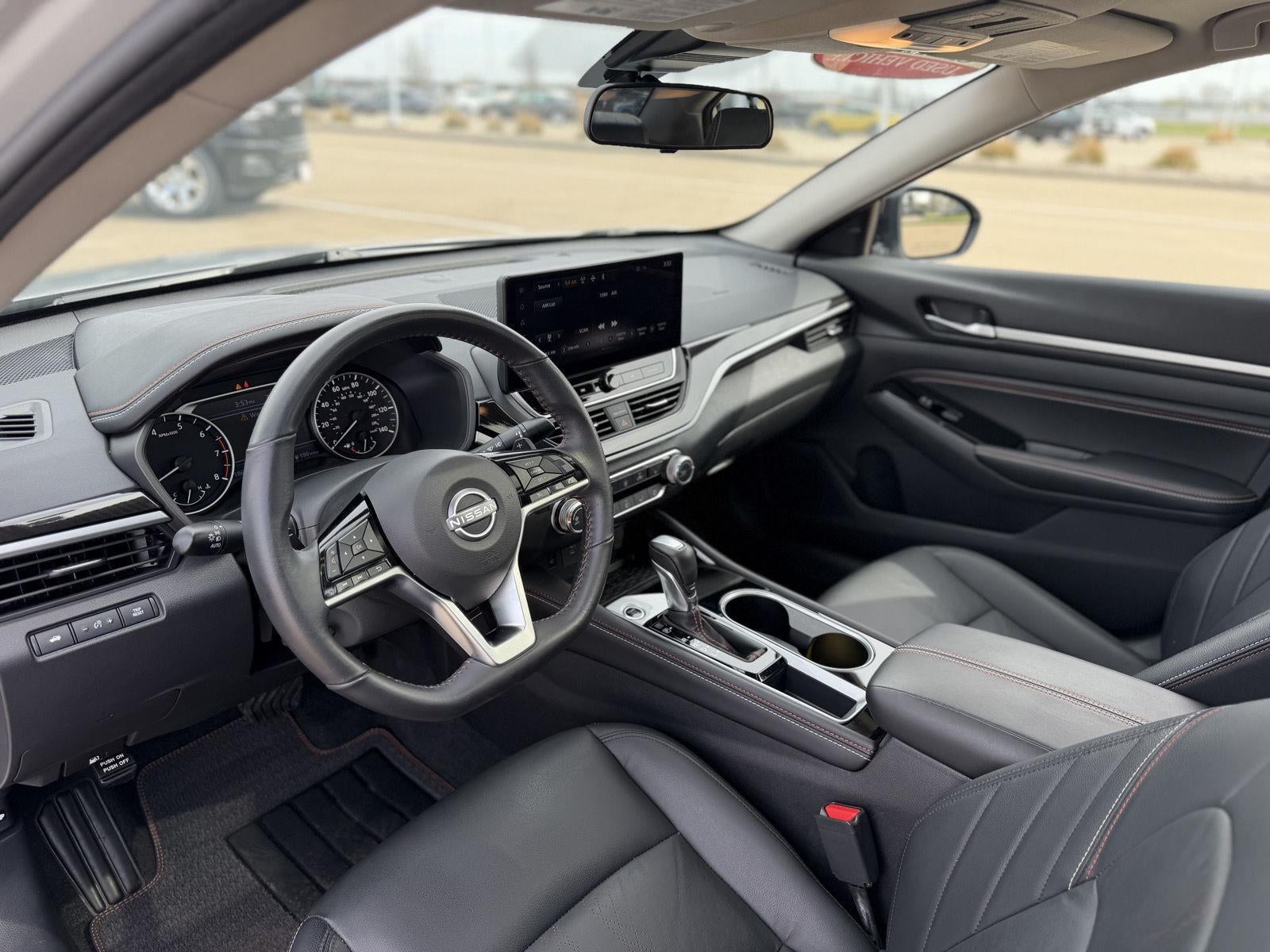 2023 Nissan Altima 2.5 SR