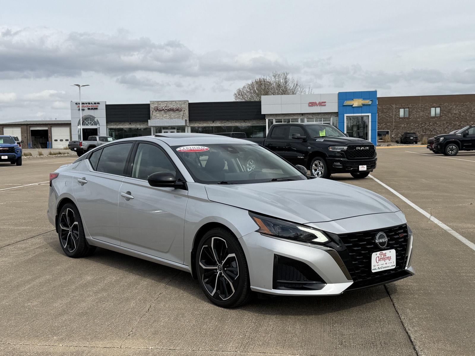 2023 Nissan Altima 2.5 SR