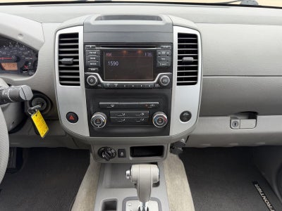2016 Nissan Frontier SV
