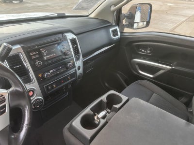 2017 Nissan Titan XD SV