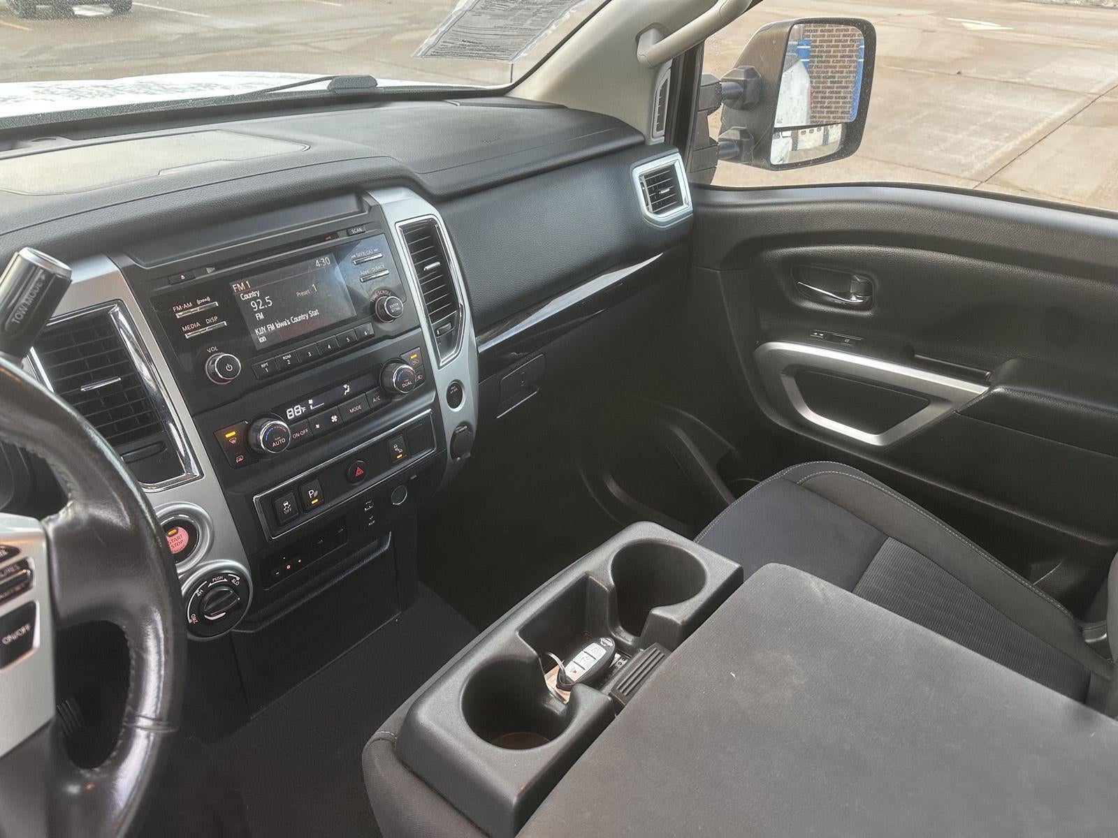 2017 Nissan Titan XD SV