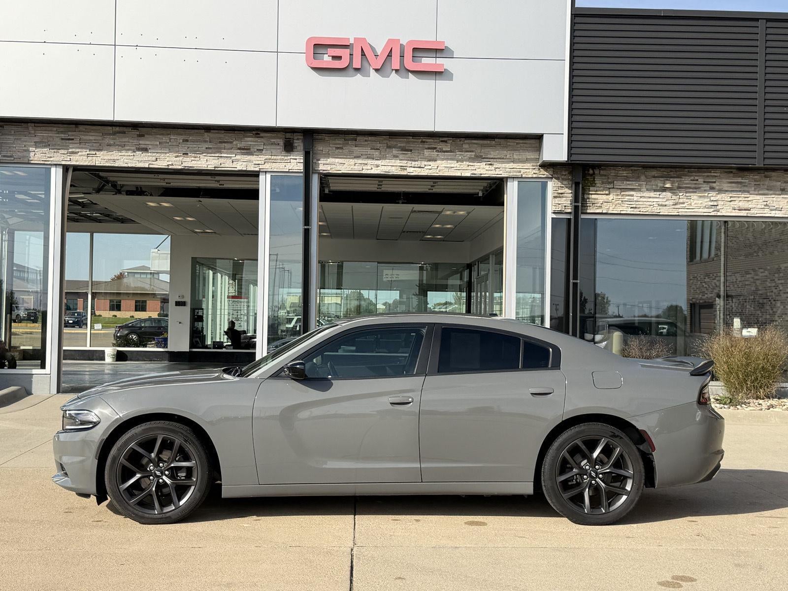 2019 Dodge Charger SXT