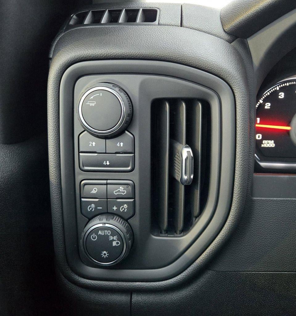 2025 Chevrolet Silverado 2500 HD Custom