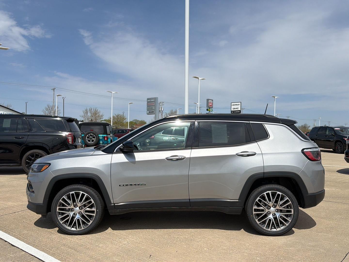 2023 Jeep Compass Limited