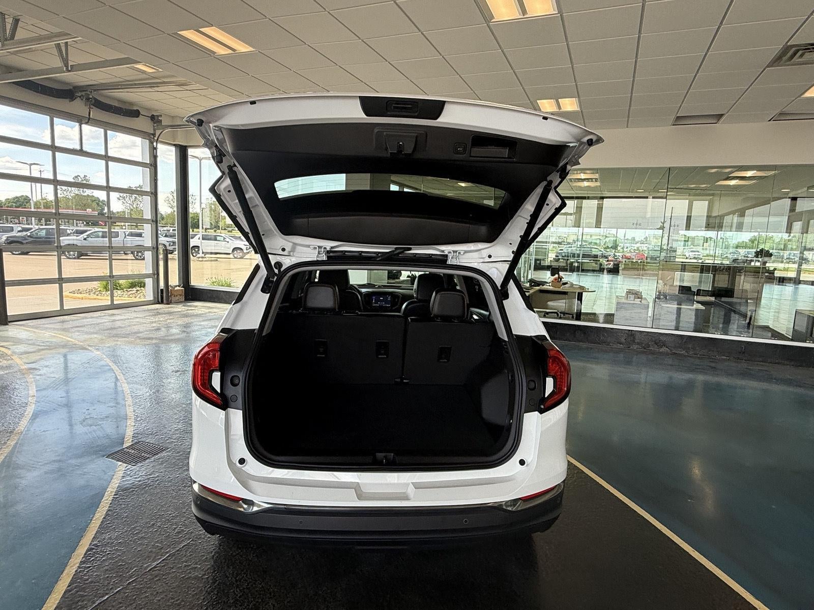 2024 GMC Terrain AT4
