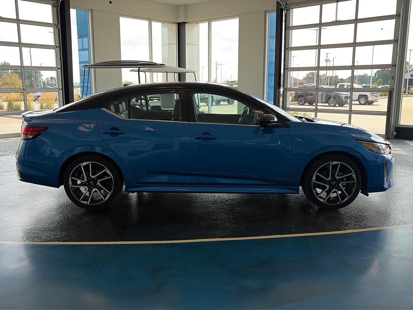 2025 Nissan Sentra SR
