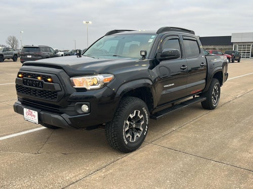 2016 Toyota Tacoma SR