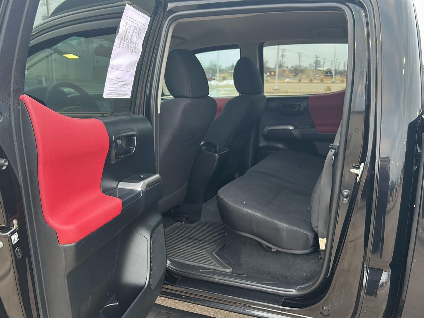 2016 Toyota Tacoma SR