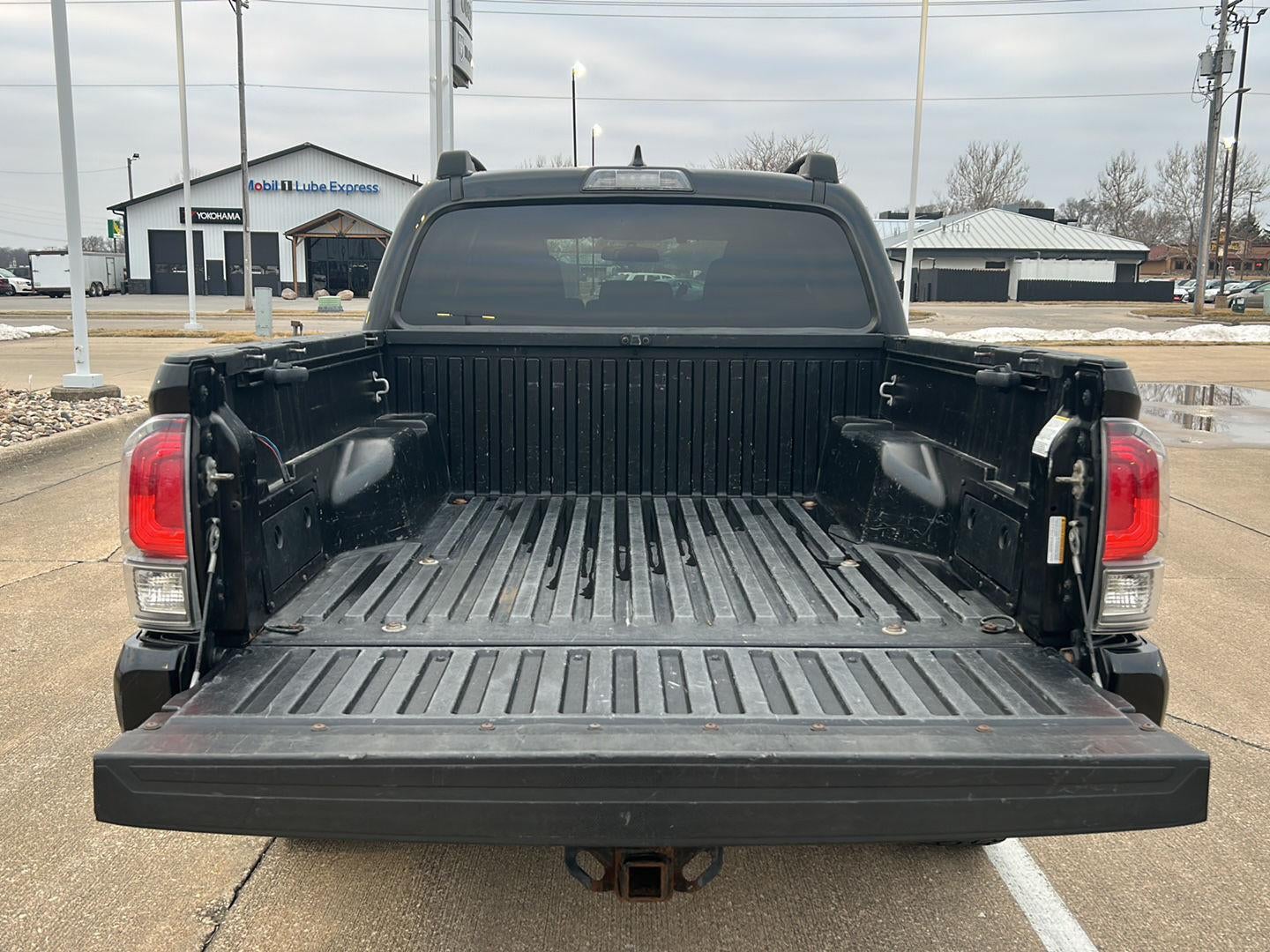 2016 Toyota Tacoma SR