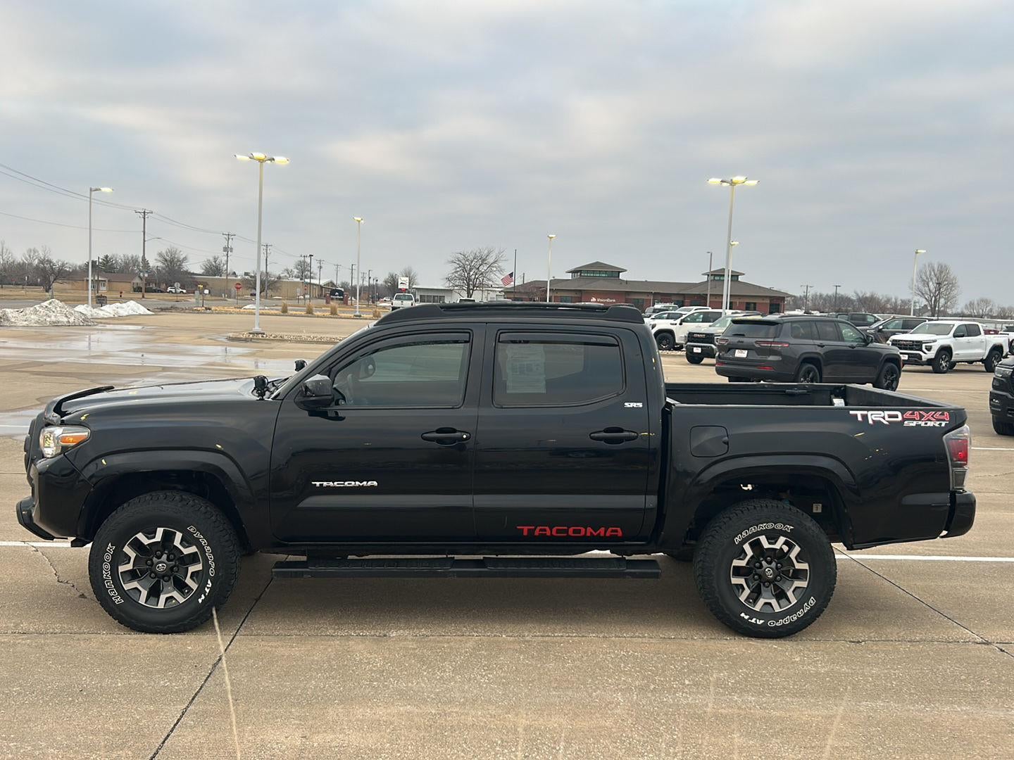 2016 Toyota Tacoma SR