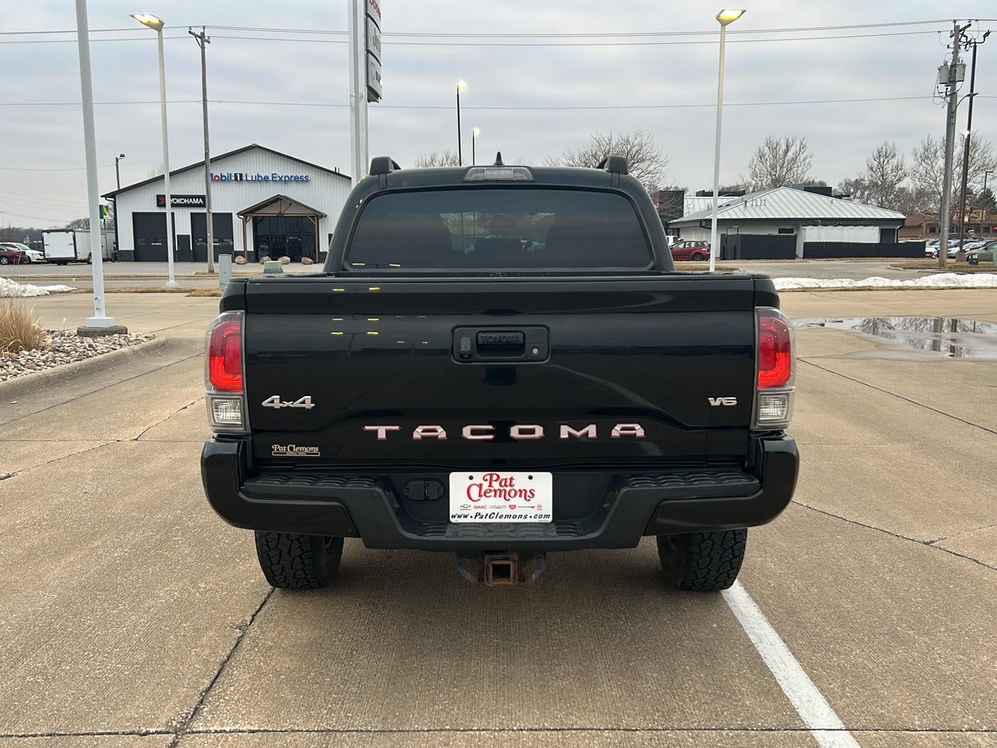 2016 Toyota Tacoma SR