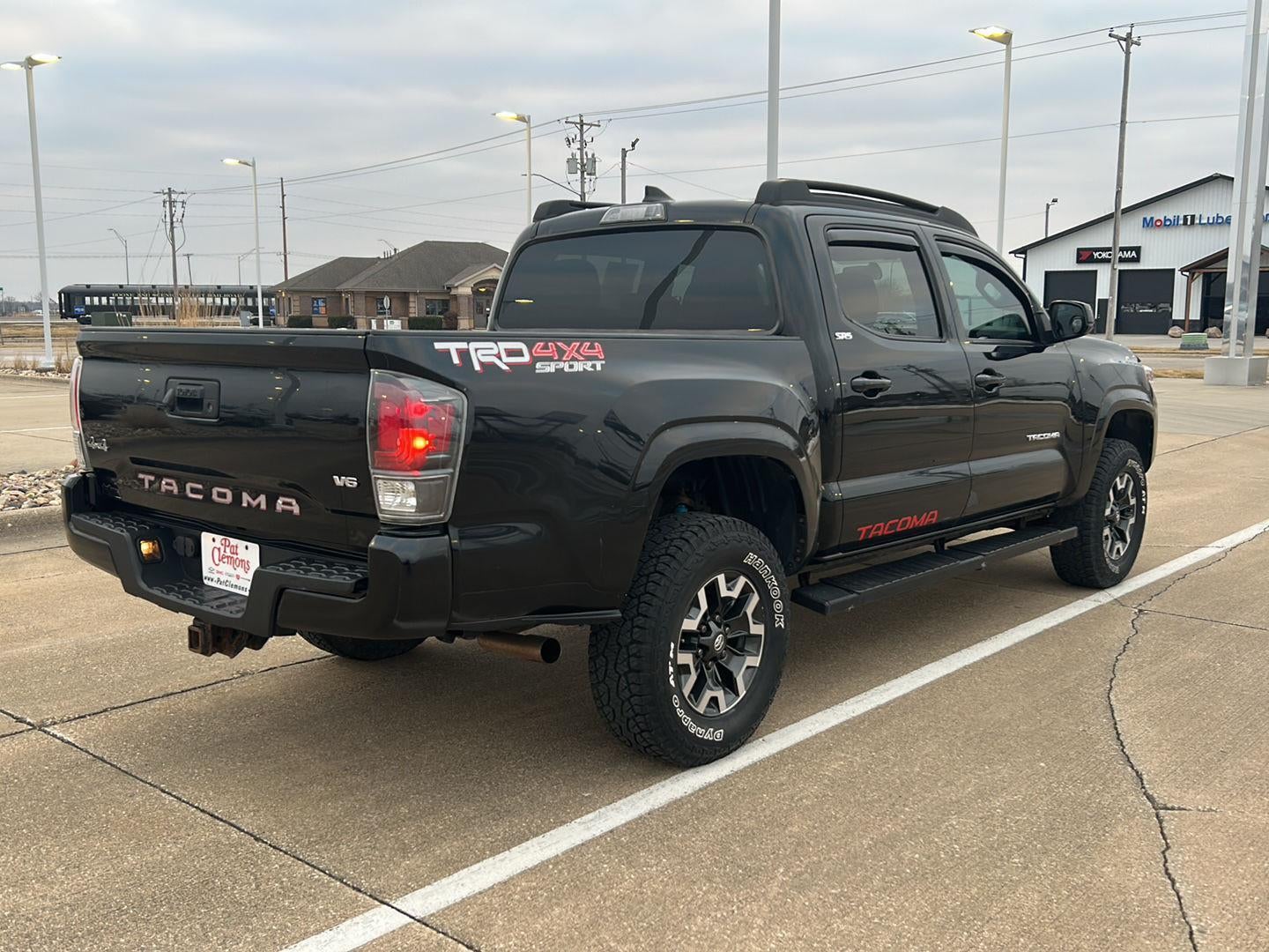 2016 Toyota Tacoma SR