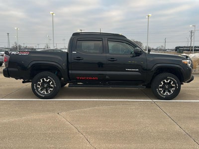 2016 Toyota Tacoma SR