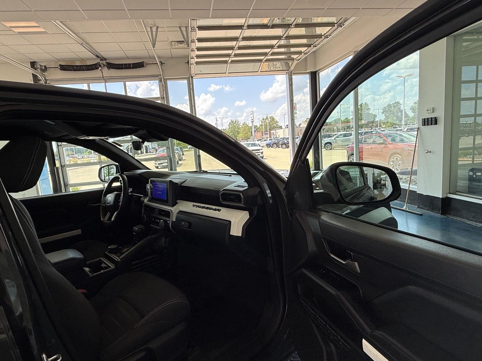 2024 Toyota Tacoma 4WD SR5