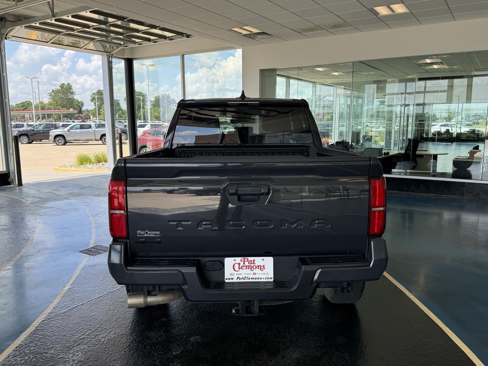 2024 Toyota Tacoma 4WD SR5