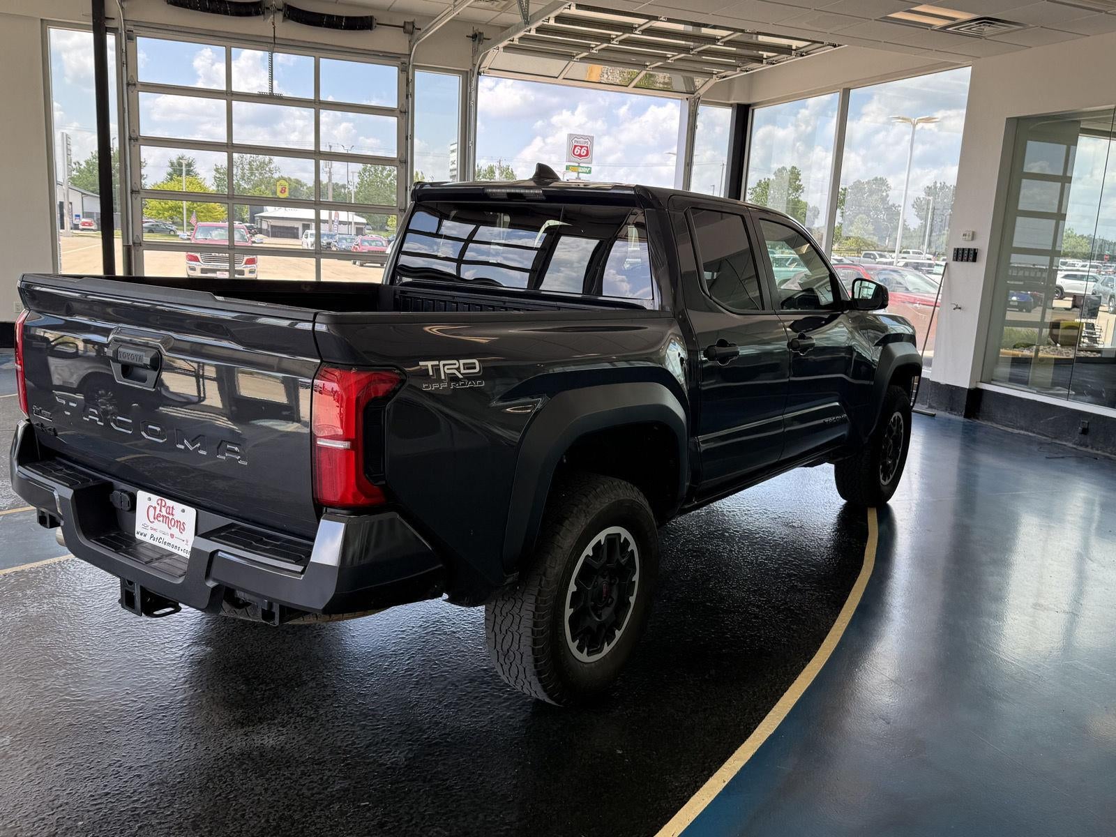2024 Toyota Tacoma 4WD SR5