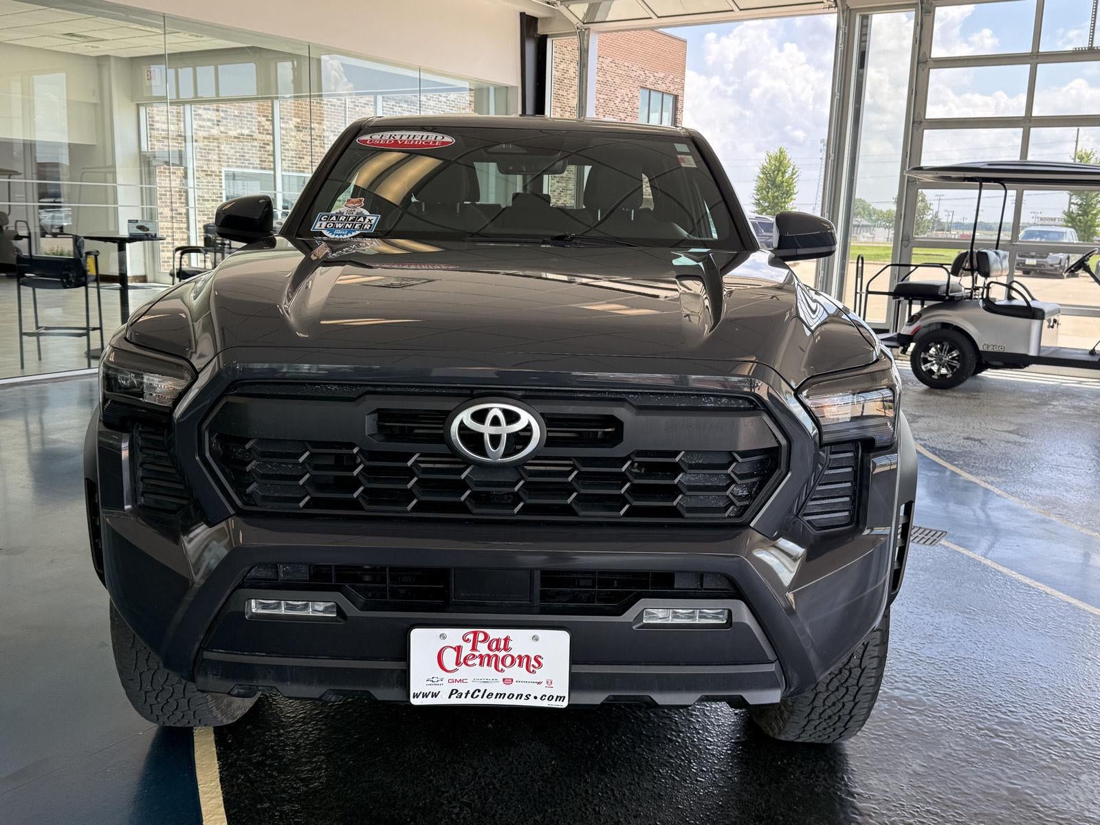 2024 Toyota Tacoma 4WD SR5