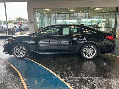 2019 Toyota Avalon Hybrid Limited