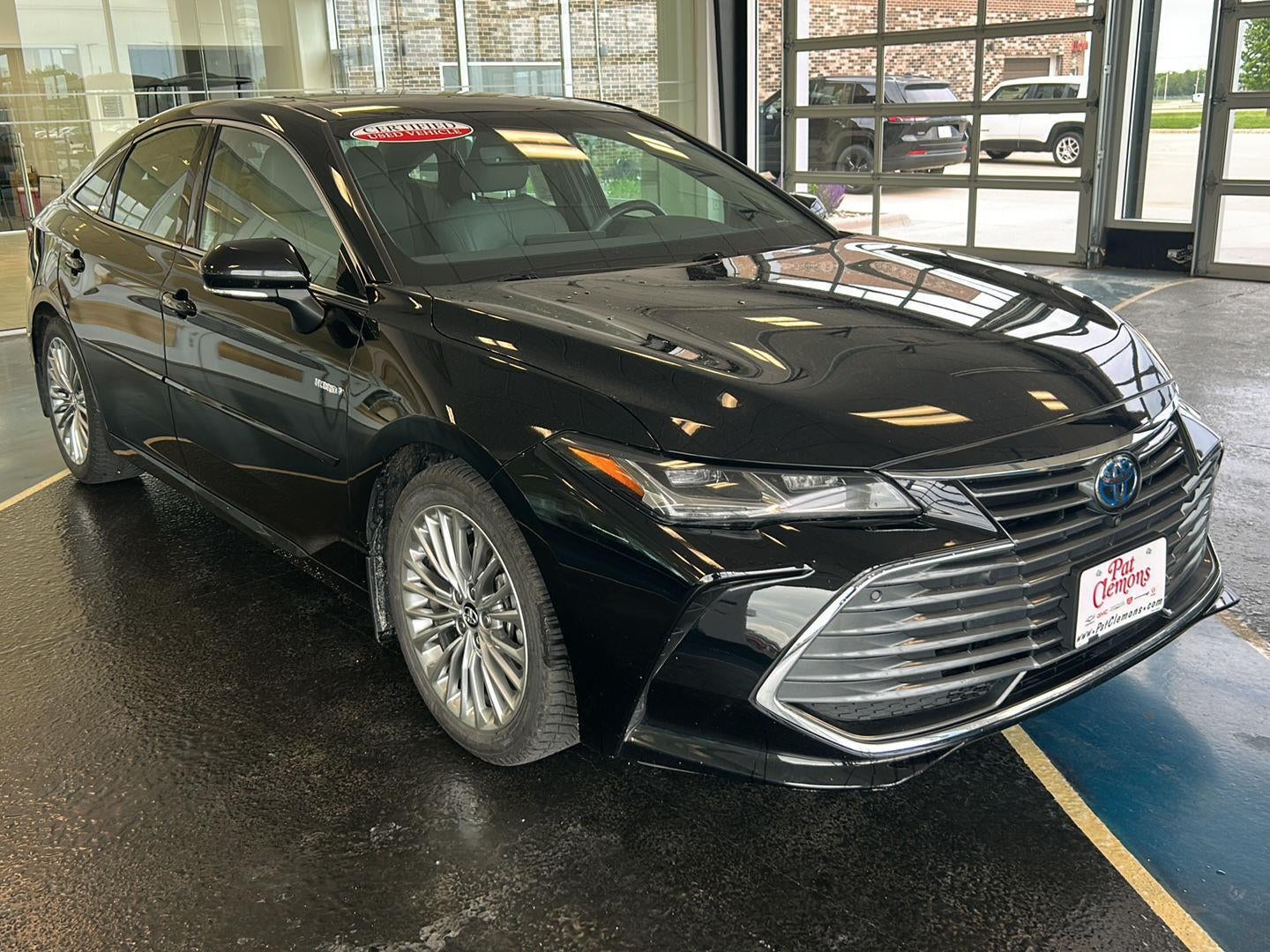 2019 Toyota Avalon Hybrid Limited
