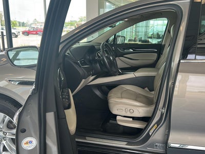 2018 Buick Enclave Essence