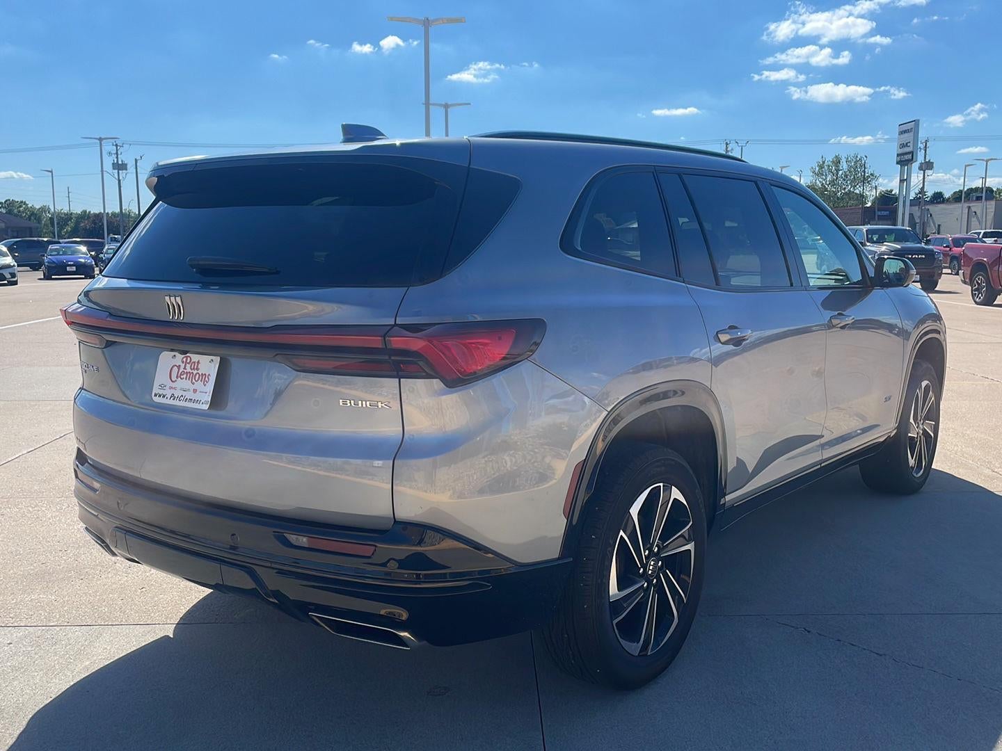 2025 Buick Enclave Sport Touring