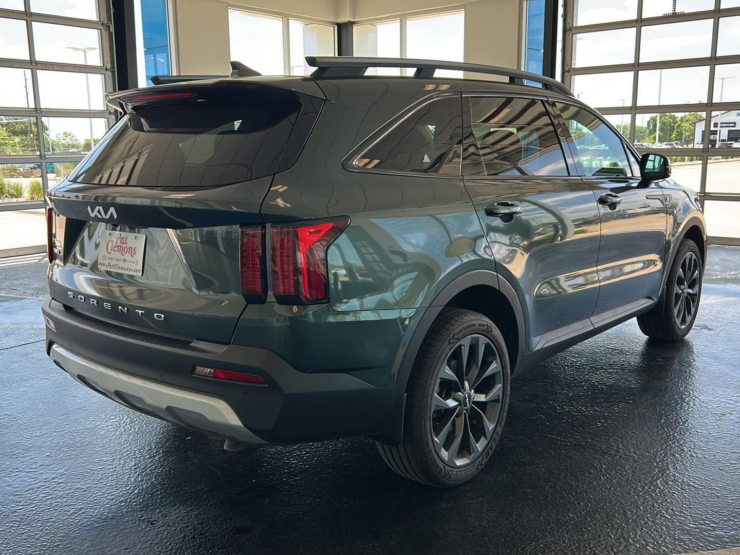2022 Kia Sorento X-Line EX
