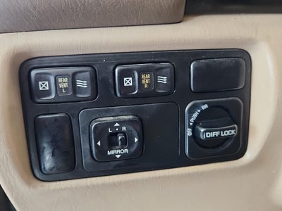 1999 Toyota Land Cruiser Base