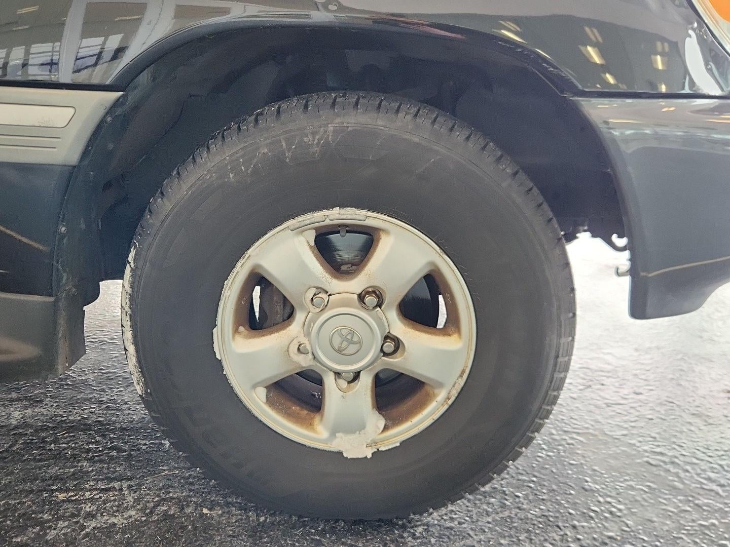 1999 Toyota Land Cruiser Base