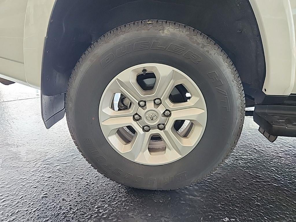 2024 Toyota 4Runner SR5