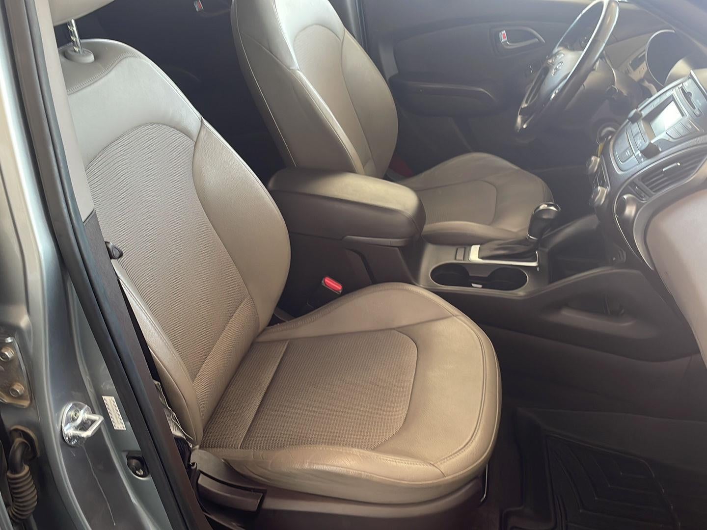2015 Hyundai Tucson SE