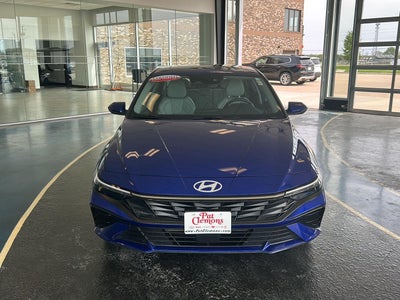 2025 Hyundai Elantra Limited