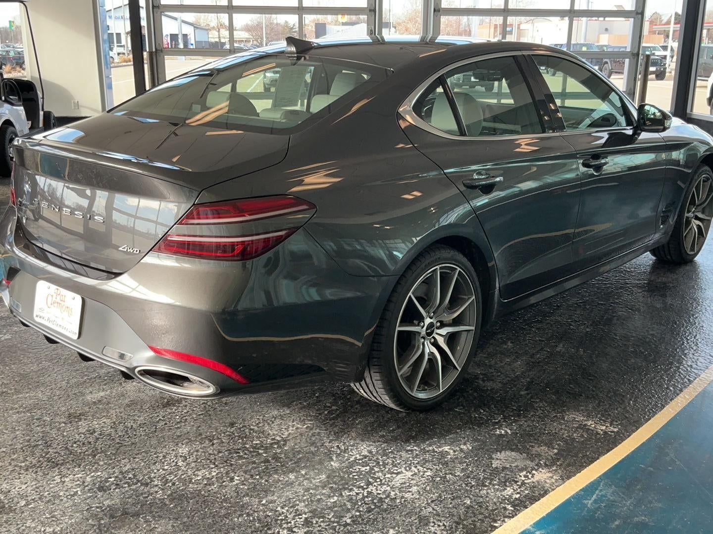 2024 Genesis G70 2.5T